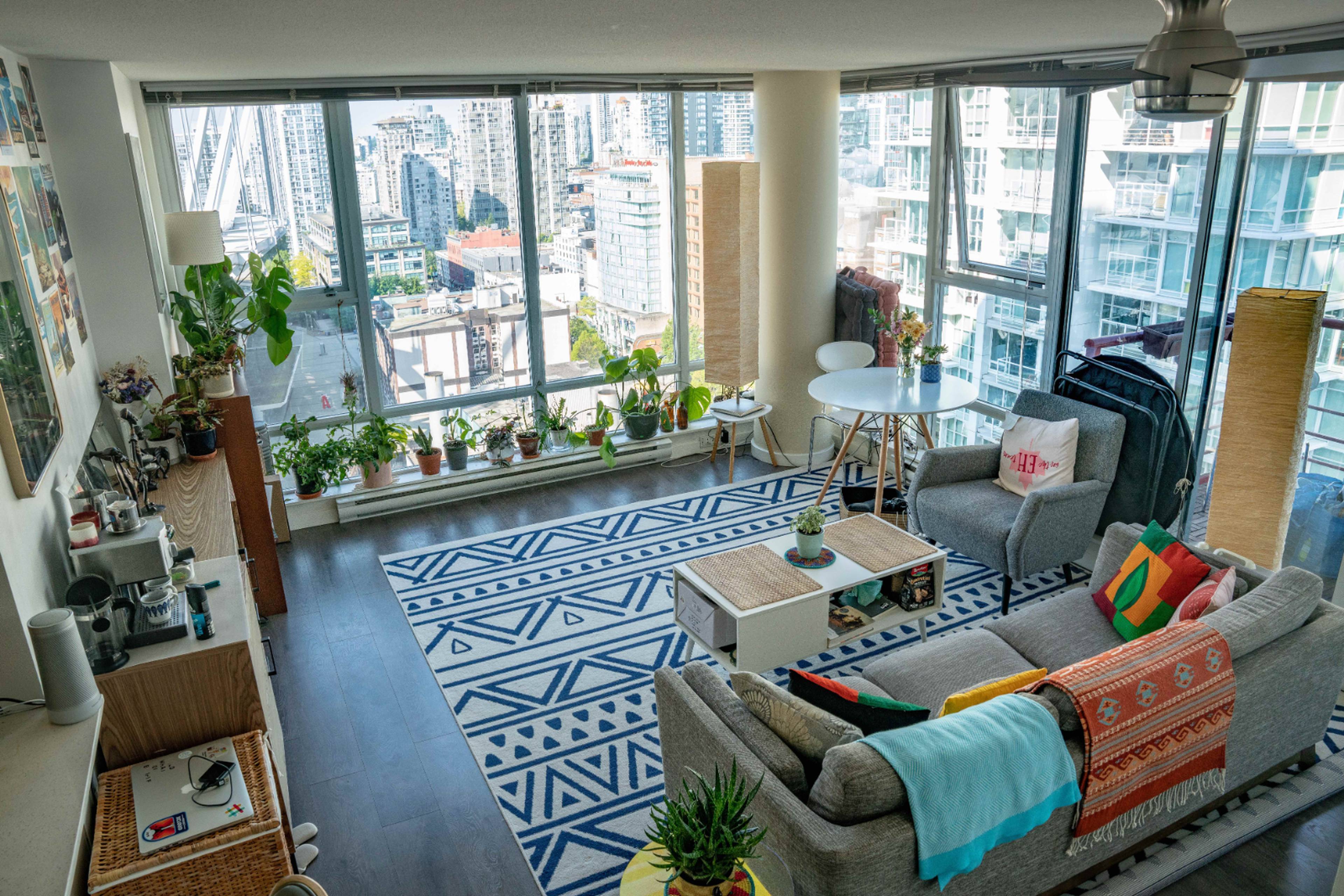 Room for rent $1,699 / month